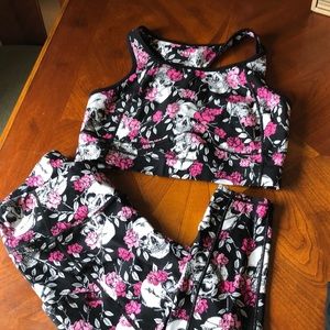 Torrid 1x Bra/Leggings Pink Skull Workout Set